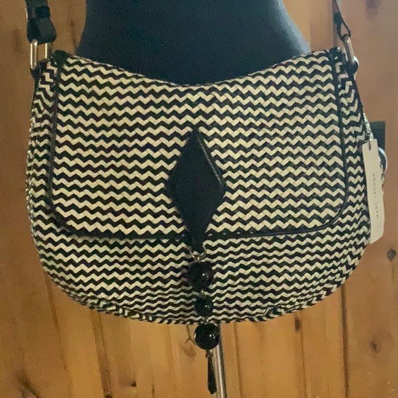 Marc Jacobs Woven Leather Ossie Handbag - Picture 8 of 8